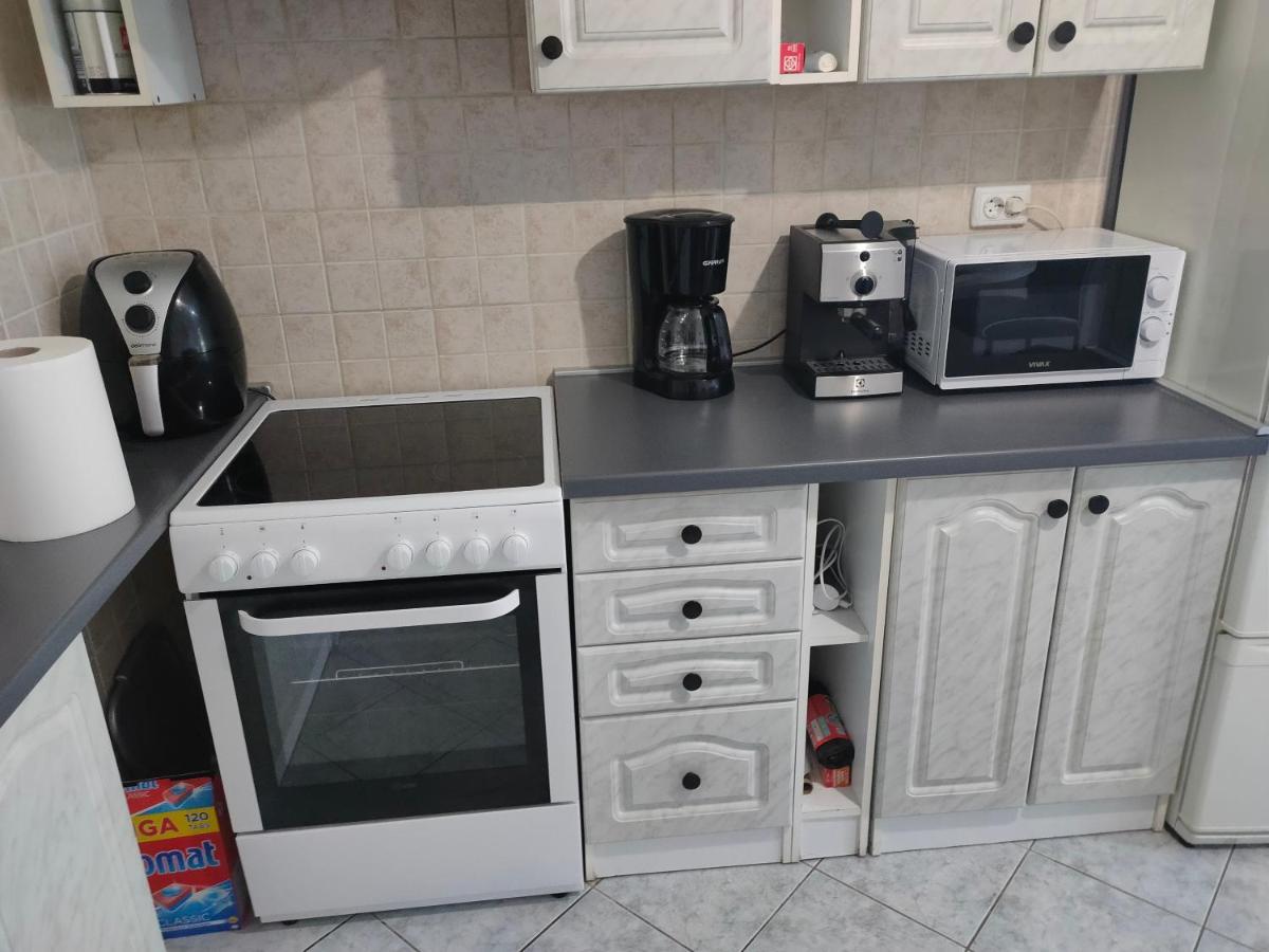 Ferienwohnung Apartman Bela Pula Exterior foto